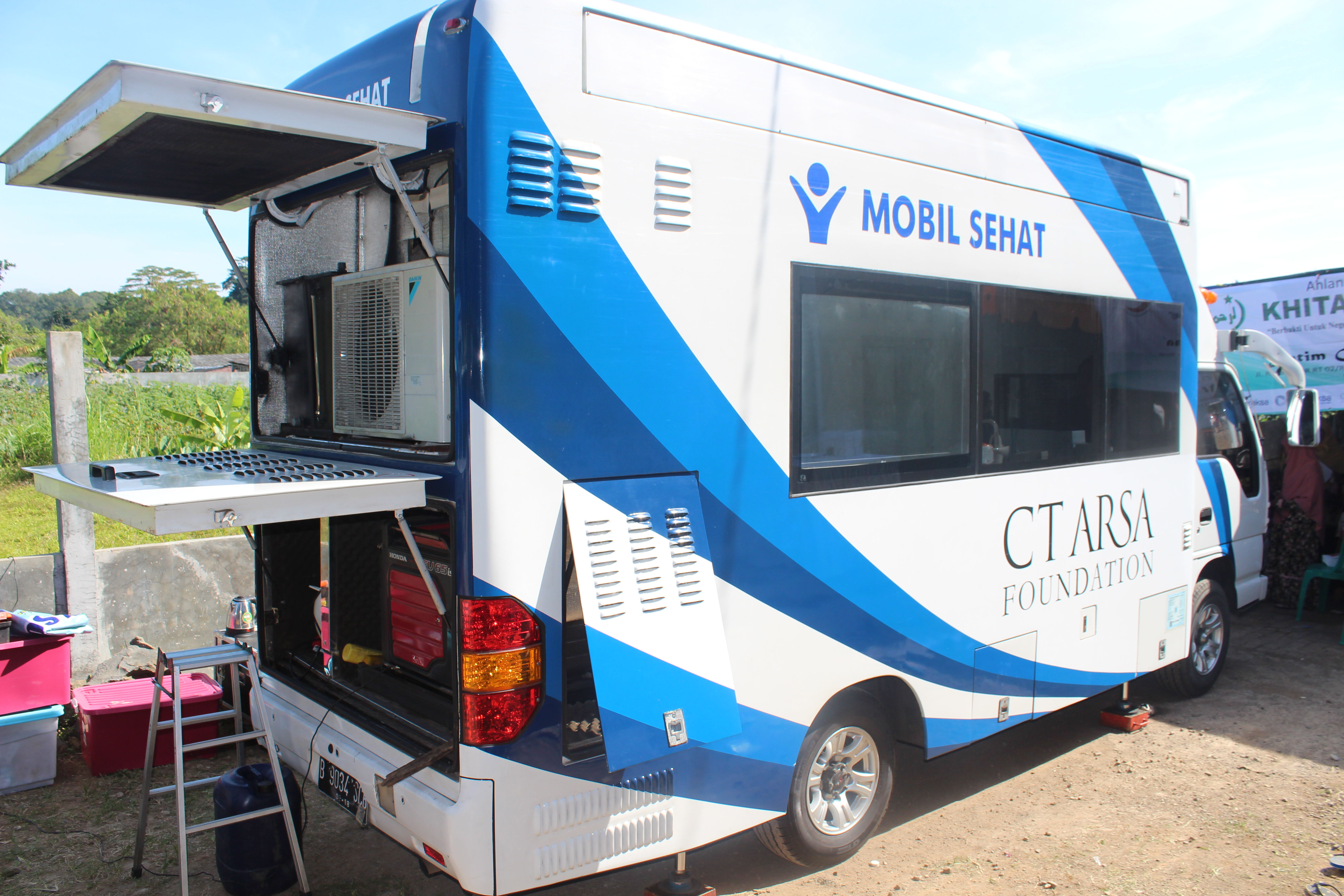 Mobil Sehat & Mobil Pintar