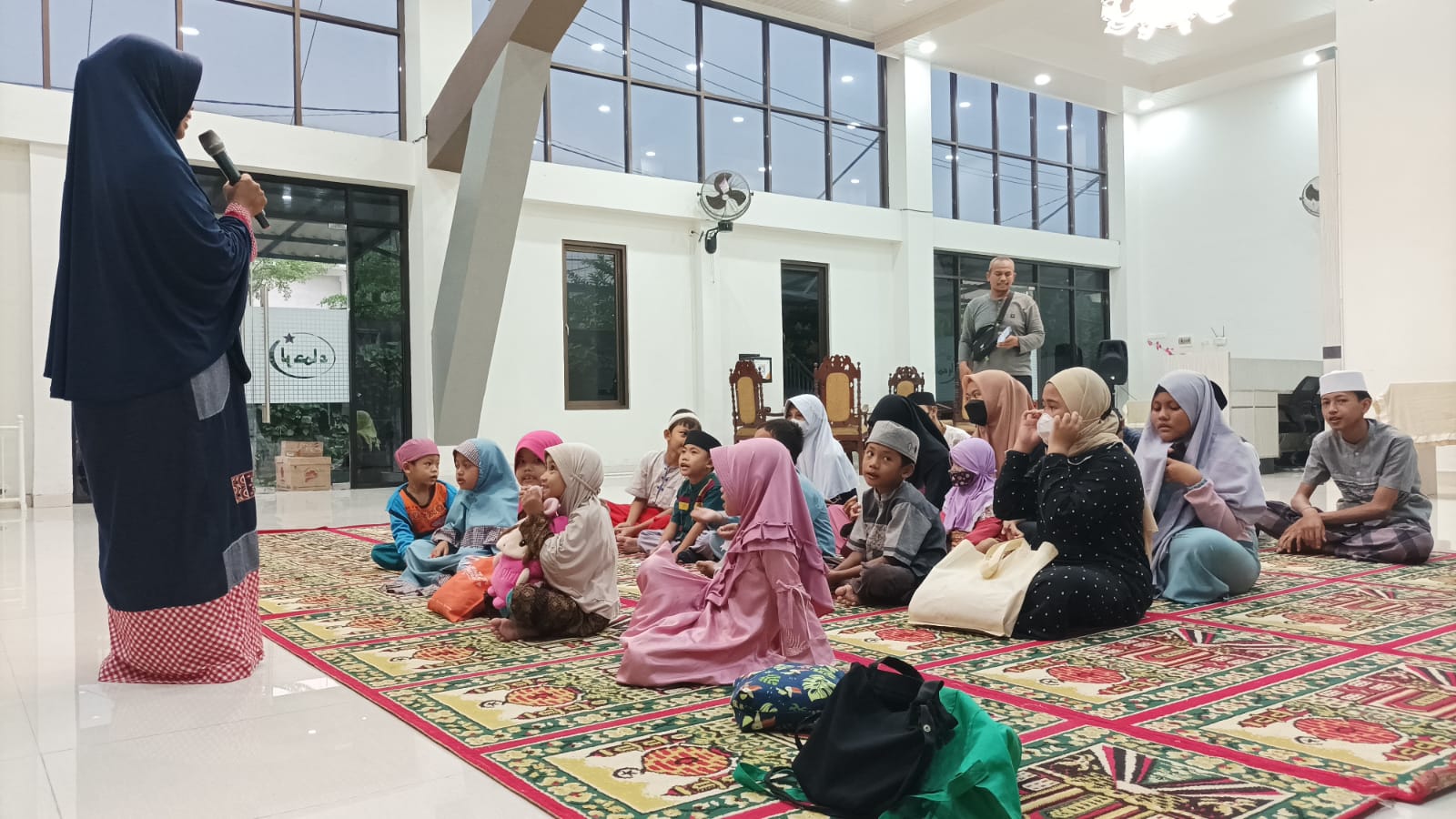 Buka Puasa Bersama Yatim Sekaligus Tasyakuran 7 Bulanan