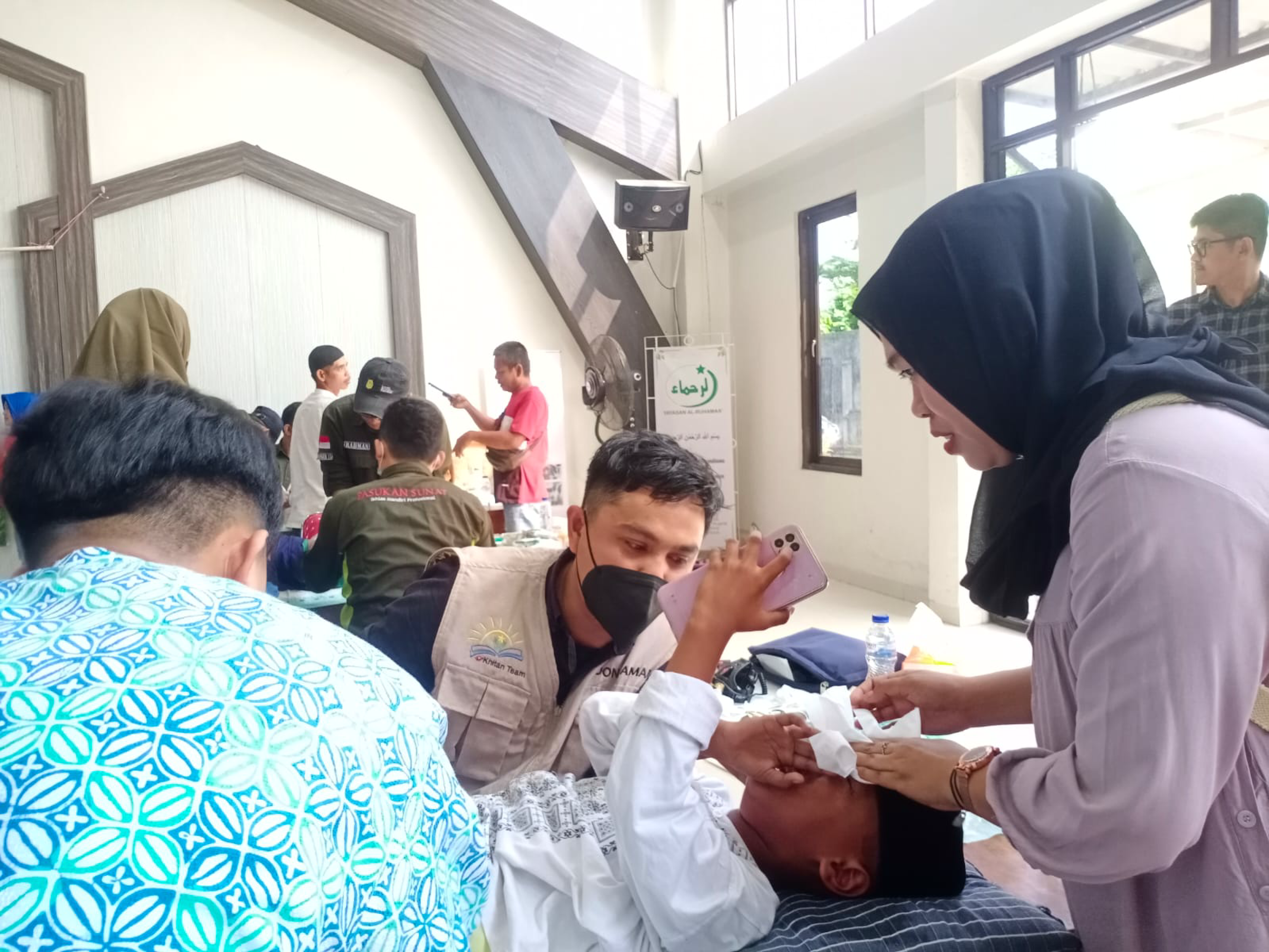 KHITANAN MASSAL BERSAMA WB2